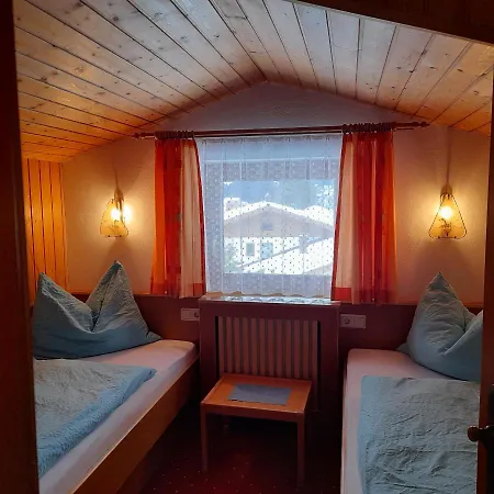 Bed and Breakfast Haus Gappmaier 3*