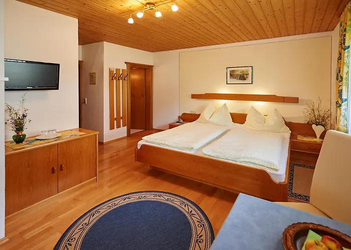 Bed & Breakfast Haus Gappmaier 3*